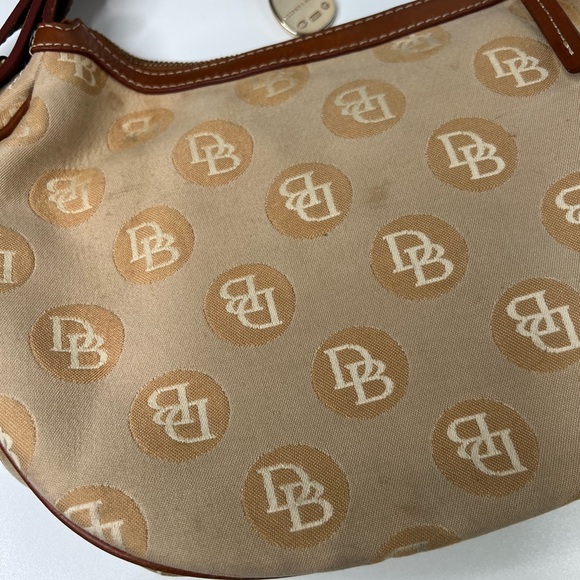 Dooney & Bourke Beige & brown Women's hobo saddle handbag vintage purse - Picture 8 of 13